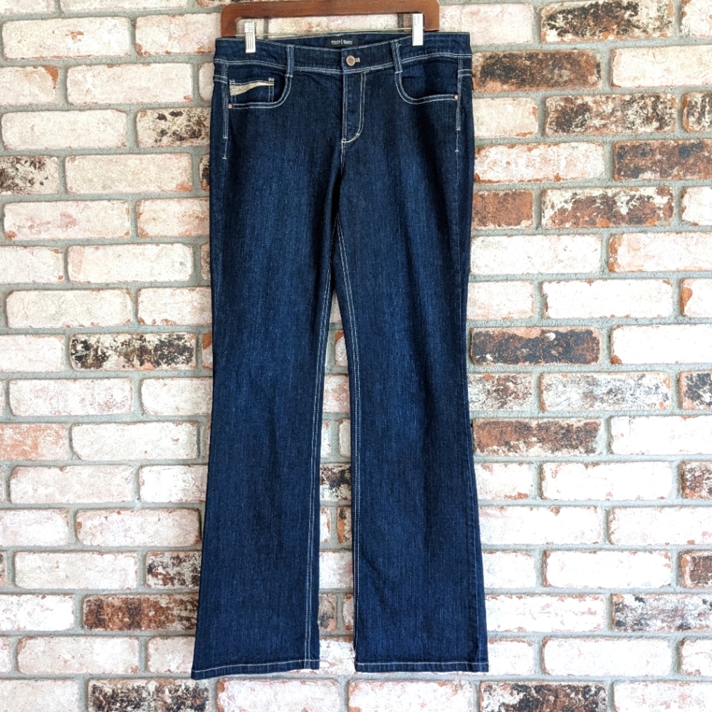 🌼 White House Black Market Bootcut Blue Jeans Embroidered Pockets 10R 33 WHBM